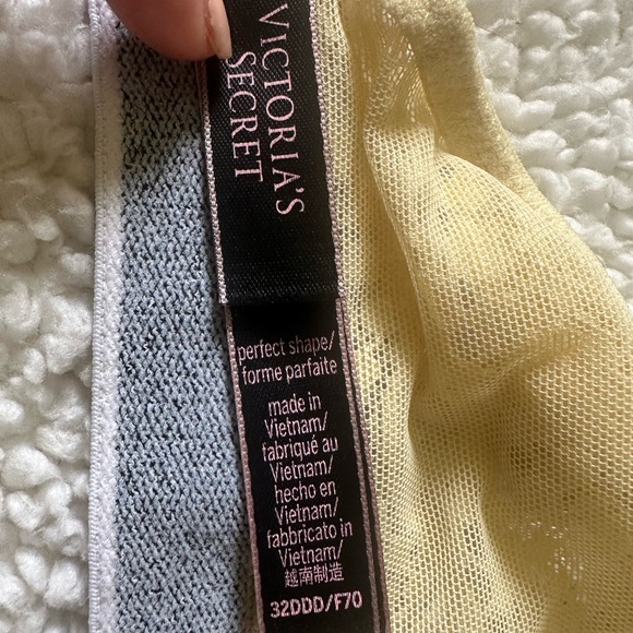 Victoria's Secret Yellow Lace Perfect Shape Bra Size 32DDD - Picture 6 of 6